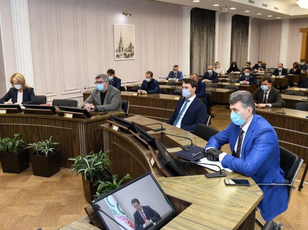 Ильсур Метшин: &laquo;Хватит нам предлагать проекты третьекурсников, сделанные на сломанных компьютерах&raquo;