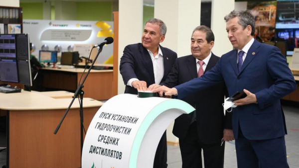 Минниханов запустил на «ТАНЕКО» новое производство дизельного топлива Минниханов запустил на «ТАНЕКО» новое производство дизельного топлива