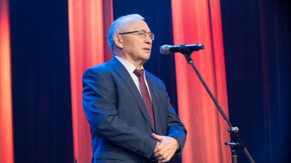 В Казани прошел концерт Ильгама Валиева (ФОТО)