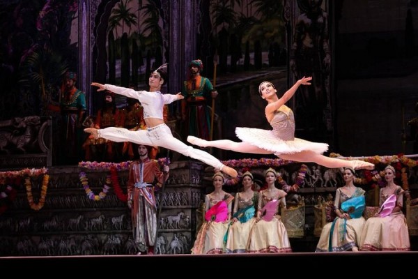 &laquo;Летающий кореец&raquo; и звезды Большого: в Казани наконец открылся Нуриевский фестиваль