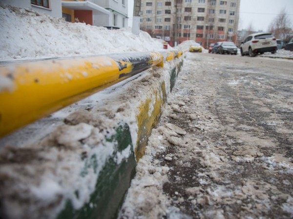 Днем на уборку казанских улиц от снега выйдут 325 дорожных рабочих и 233 единицы спецтехники