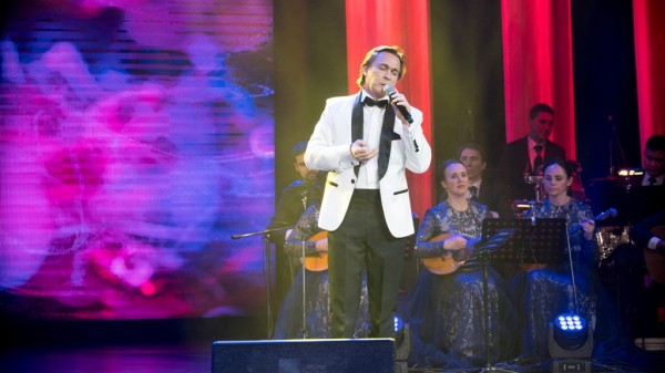 В Казани прошел концерт Ильгама Валиева (ФОТО)