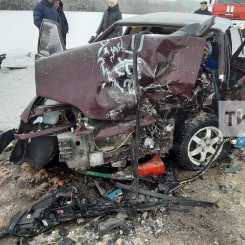 В страшной аварии в РТ погиб годовалый ребенок (ФОТО)