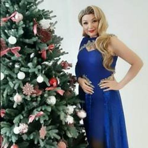 Певица Фарида Ахметшина предлагает оригинальное оформление новогоднего стола (ВИДЕО) Певица Фарида Ахметшина предлагает оригинальное оформление новогоднего стола (ВИДЕО)