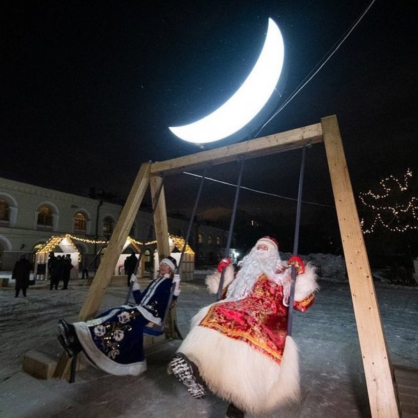 10 января последний день работы арт-объекта &laquo;Лунные качели&raquo;