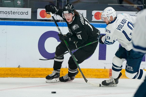 
              &laquo;Ак Барс&raquo; &ndash; &laquo;Динамо&raquo; Москва. Онлайн            