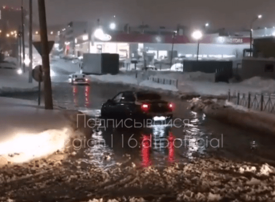 Соцсети: В Казани затопило Мамадышский тракт (ФОТО, ВИДЕО)