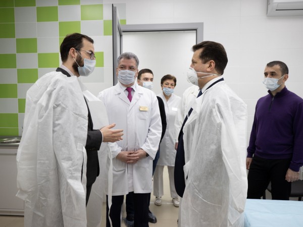 И.Метшин осмотрел новый Центр амбулаторной травматологии по ул.Мавлютова