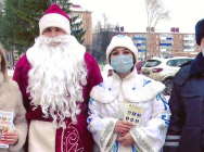 В Татарстане Дед Мороз отправился патрулировать улицы вместе с сотрудниками ГИБДД В Татарстане Дед Мороз отправился патрулировать улицы вместе с сотрудниками ГИБДД