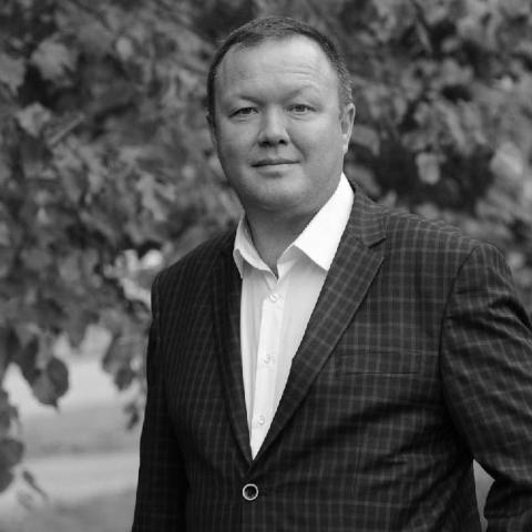 Умер актёр Салаватского башкирского театра, народный артист Башкортостана Риза Магадеев