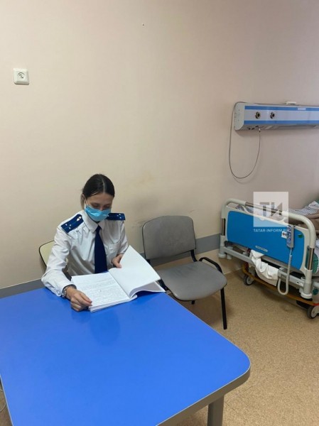 Зарезавшего в Казани возлюбленную и ее родителей юношу арестовали в больнице (ФОТО)