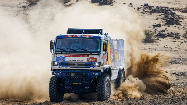 &laquo;КАМАЗ&raquo; под управлением Антона Шибалова занял 4-е место на прологе ралли &laquo;Дакар&raquo;