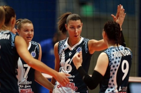 Волейболистки казанского &laquo;Динамо-Ак Барса&raquo; всухую обыграли &laquo;Протон&raquo;