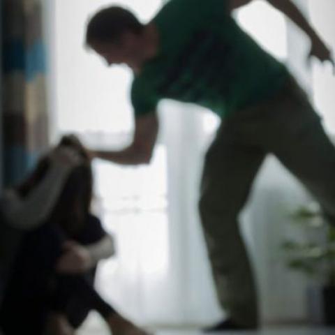 Соседи полтора часа звонили в полицию во время убийства 23-летней девушки, но не дождались