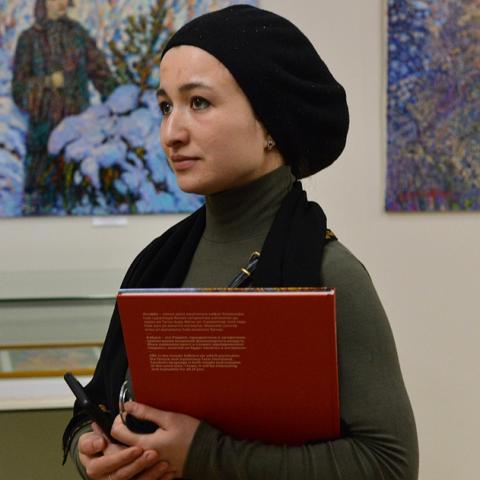 В Литературном музее Габдуллы Тукая состоялось открытие выставки художника Анвара Сайфутдинова &laquo;Сказки Востока&raquo; (ФОТО)