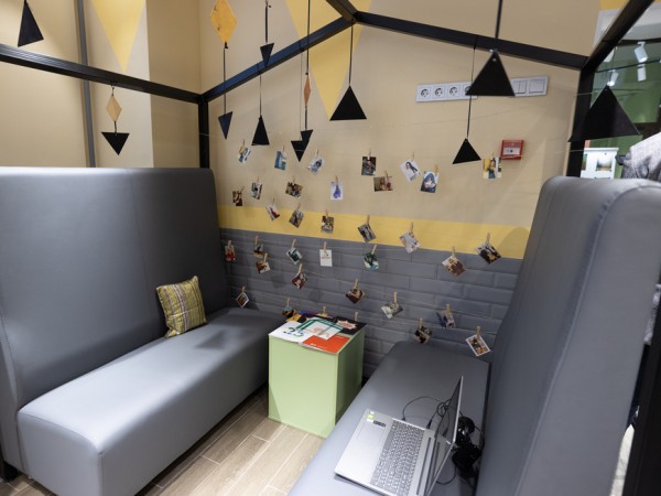 И.Метшин посетил новый молодежный клуб &laquo;Свои&raquo; в Кировском районе Казани