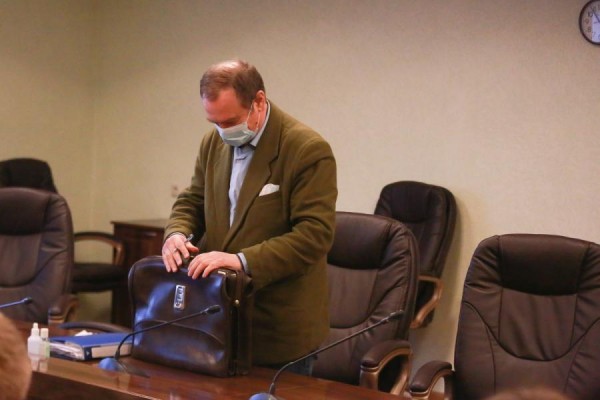 «Если в групповой ячейке, то можно»: «казанский папа» и «мать казанская» дошли до Нафикова и Патяшиной «Если в групповой ячейке, то можно»: «казанский папа» и «мать казанская» дошли до Нафикова и Патяшиной