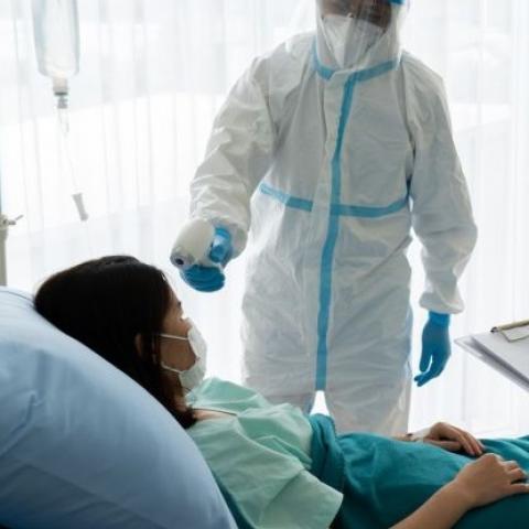 Смертельное молчание. Мать скрыла, что у нее COVID-19, и погубила детей Смертельное молчание. Мать скрыла, что у нее COVID-19, и погубила детей