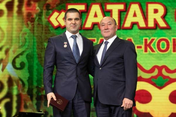 Директор Татарской госфилармонии удостоен почетного звания (ФОТО)