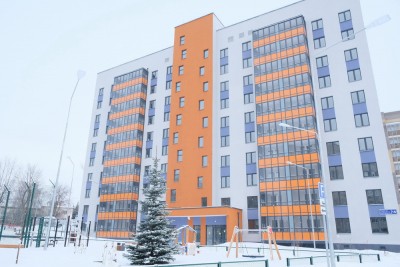 Глава МВД Татарстана открыл новый жилой дом для полицейских