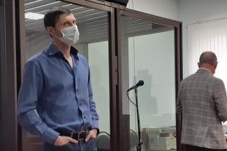 Заносил миллионами: в Татарстане адвокат сдал ВИП-следователя