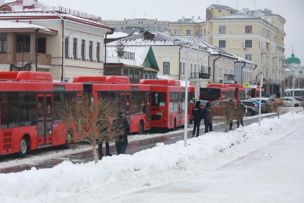 &laquo;Вы меня бить, пинать будете?&raquo;: задержанных на акции в защиту Навального казанцев свозили в ОП на &laquo;краснобусах&raquo;