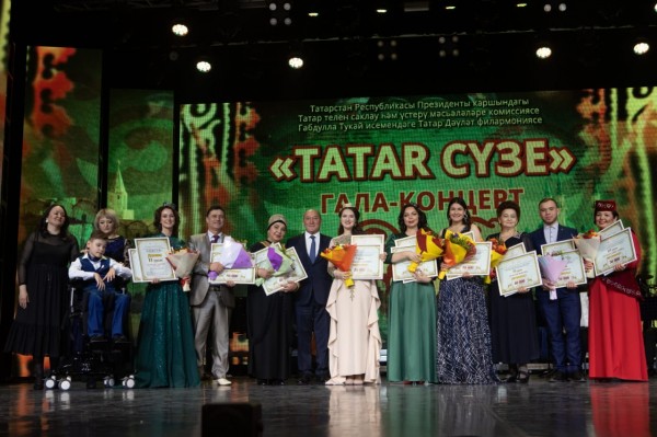 Директор Татарской госфилармонии удостоен почетного звания (ФОТО)