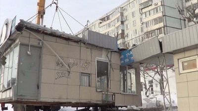 В Казани полицейские оказали содействие в ликвидации незаконно установленных торговых точек