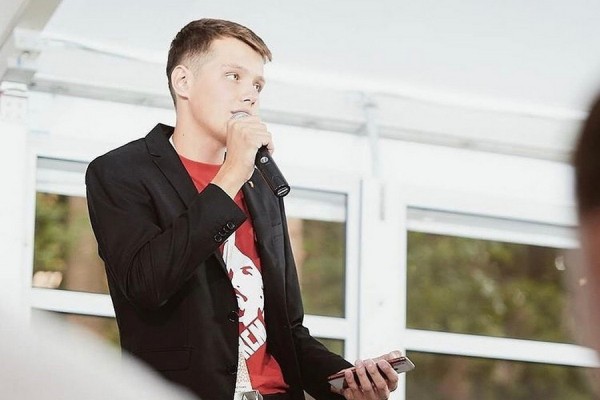 &laquo;Товарищ Максим&raquo; и другие: студенты КФУ начали показывать зубы руководству вуза