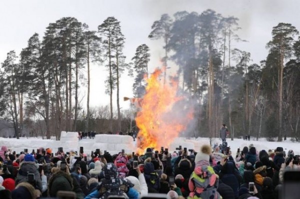 Свыше 26 тысяч человек стали участниками Масленицы в Казани