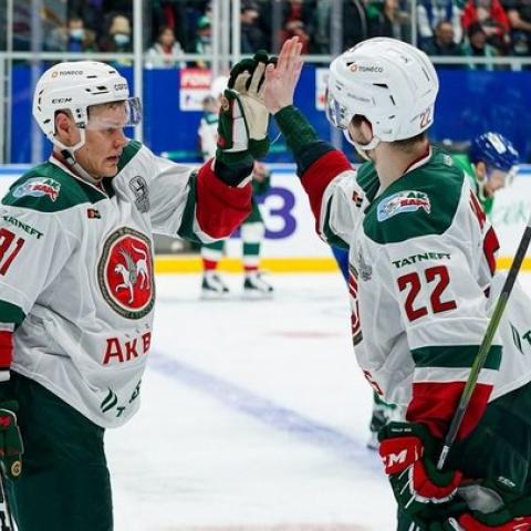 «Ак Барс» вышел в финал Восточной конференции, обыграв «Салават Юлаев» «Ак Барс» вышел в финал Восточной конференции, обыграв «Салават Юлаев»