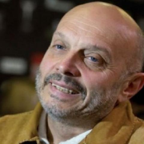 Водолазы нашли тело музыканта Липницкого, утонувшего в Москве-реке Водолазы нашли тело музыканта Липницкого, утонувшего в Москве-реке