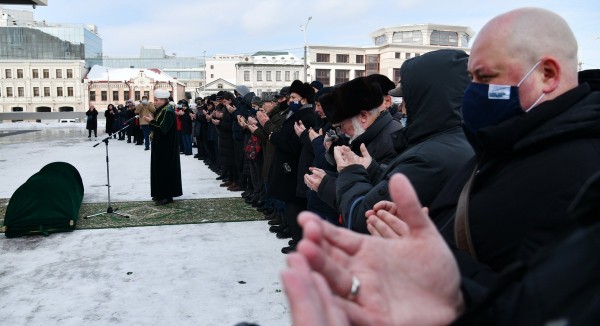 В Казани простились с народной артисткой России и Татарстана Нажибой Ихсановой (ФОТО) В Казани простились с народной артисткой России и Татарстана Нажибой Ихсановой (ФОТО)