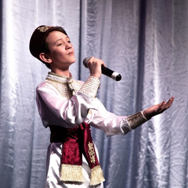 На базе казанского лицея прошел концерт &laquo;ШАЯН ТВ&raquo; (ФОТО)