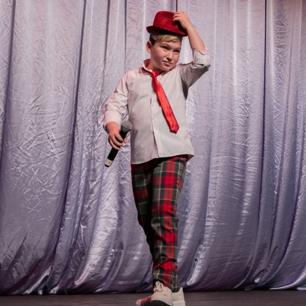 На базе казанского лицея прошел концерт &laquo;ШАЯН ТВ&raquo; (ФОТО)