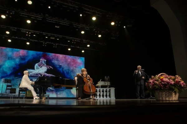 Филармонический лекторий отпраздновал 75-летие (ФОТО)