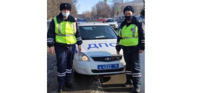 Сотрудники ГИБДД г. Казани помогли вовремя доставить ребенка в больницу