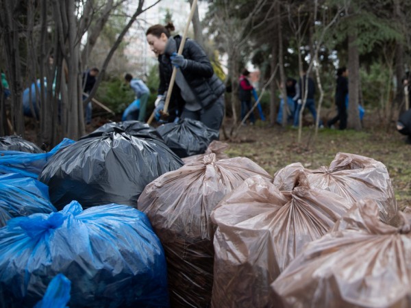 В Казани в субботнике приняли участие 60 тыс. горожан