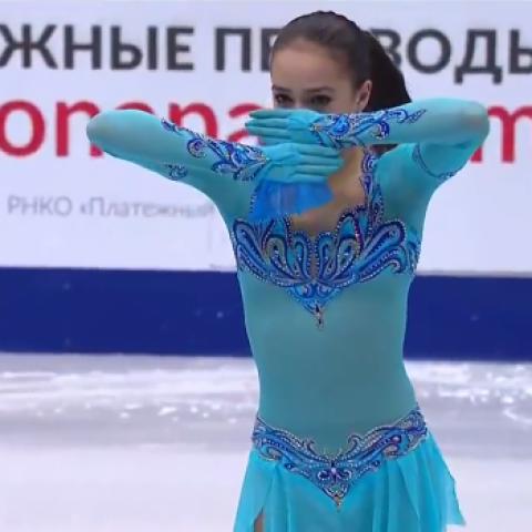 Загитова трижды упала во время шоу группы Тутберидзе &laquo;Чемпионы на льду&raquo; в Казани