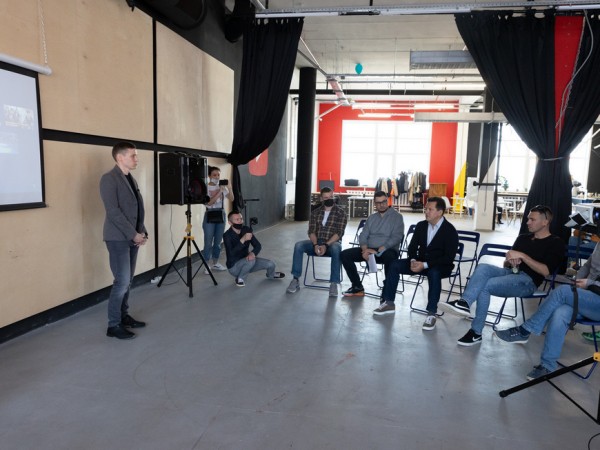 Ильсур Метшин на встрече с блогерами: «Цель у нас с вами одна – сделать жизнь людей лучше» Ильсур Метшин на встрече с блогерами: «Цель у нас с вами одна – сделать жизнь людей лучше»