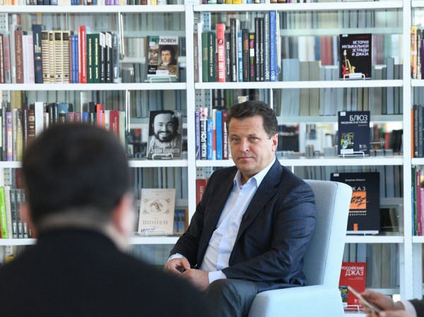 Ильсур Метшин на встрече с молодежью: &laquo;Сегодня мы хотим услышать, какую Казань вы хотите видеть&raquo;