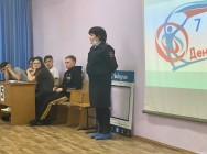 В рамках акции &laquo;Дети России - 2021&raquo;  сотрудники полиции присоединились к спортивно-игровой программе &laquo;Быстрее, выше, умнее&raquo;