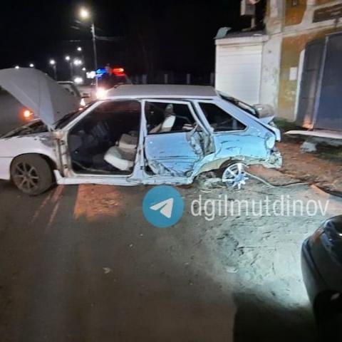 Хотел удивить девушку своим вождением, но в итоге погиб