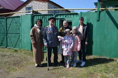 Заместитель министра внутренних дел Татарстана Алексей Соколов посетил ветерана Великой Отечественной войны