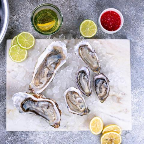 В престижном ресторане Казани посетители отравились устрицами В престижном ресторане Казани посетители отравились устрицами