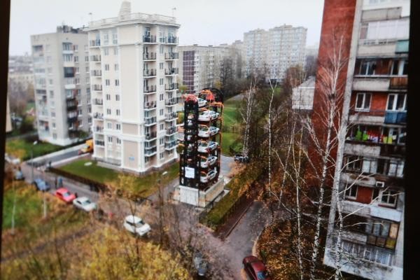 Дешево и сердито: казанских застройщиков призвали обеспечить жильцов парковками-«этажерками» и «каруселями» Дешево и сердито: казанских застройщиков призвали обеспечить жильцов парковками-«этажерками» и «каруселями»