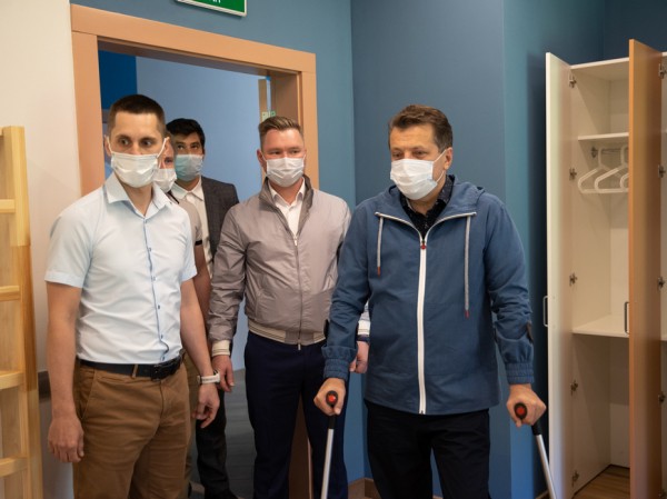 Современные корпуса, усиленная безопасность и панкейки на завтрак: Мэр Казани оценил готовность лагеря «Восток» к заезду детей Современные корпуса, усиленная безопасность и панкейки на завтрак: Мэр Казани оценил готовность лагеря «Восток» к заезду детей