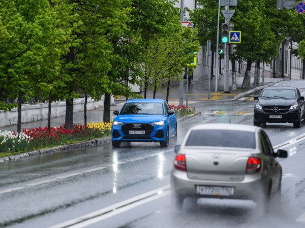 Дождь, гроза и ветер до 20 м/с ожидаются в Казани