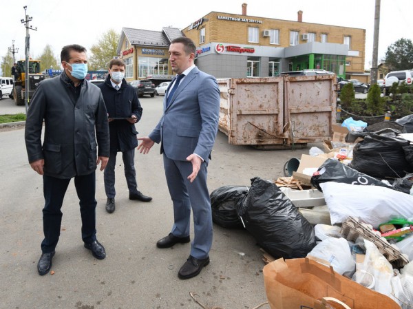 И.Метшин &ndash; регоператору: &laquo;Вы выиграли конкурс, обещали нам чистоту на мусорках. Где результат?&raquo;