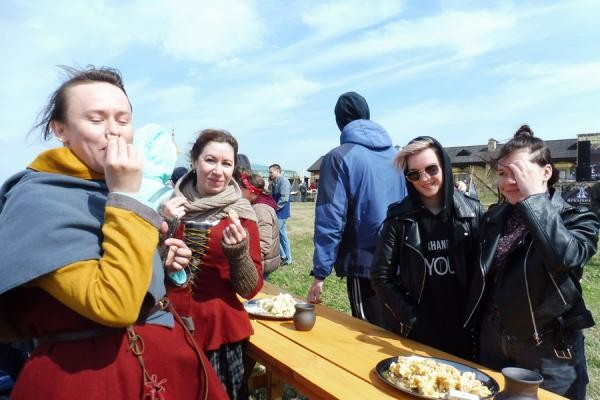 &laquo;Чак-чай&raquo; на Первомай: в Болгаре в честь открытия туристического сезона съели полтонны сладкого лакомства